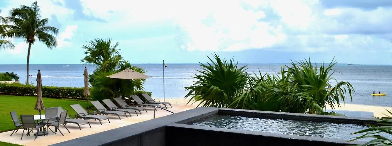 Condominio Naima Cancun D3 アパート